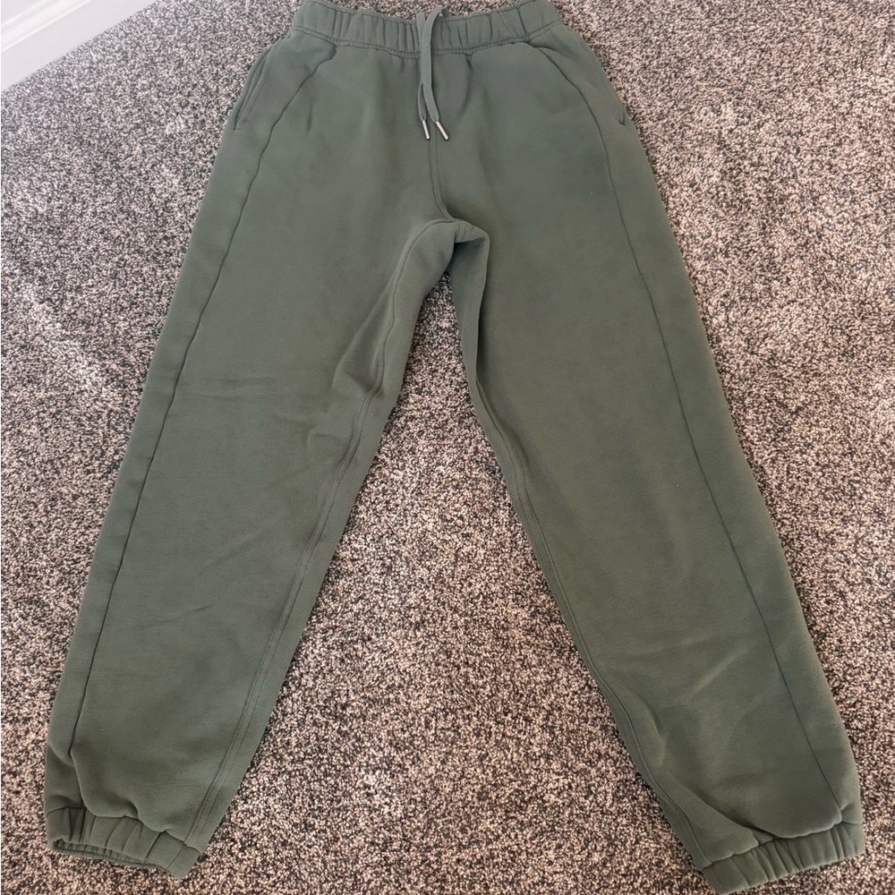 lululemon athletica Scuba Mid Rise Jogger